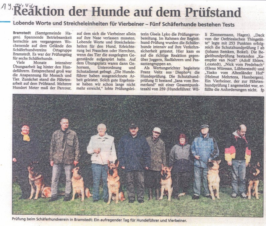Zeitungsartikel Oktober 2002 - F&uuml;nf Sch&auml;ferhunde bestehen Tests